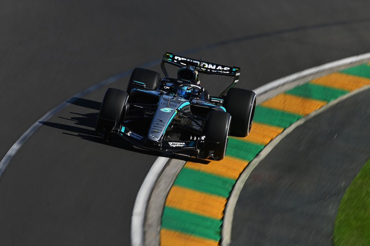 Mercedes: koniec ukrywania tempa