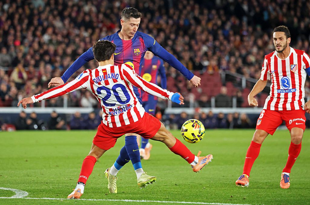 To zdarza się rzadko. Barcelonę czeka prestiżowy tryptyk