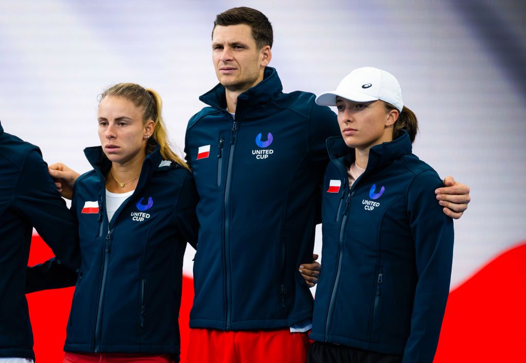 Magda Linette - Iga Świątek. Gdzie oglądać mecz Polek? Będzie w TV? Kiedy start?