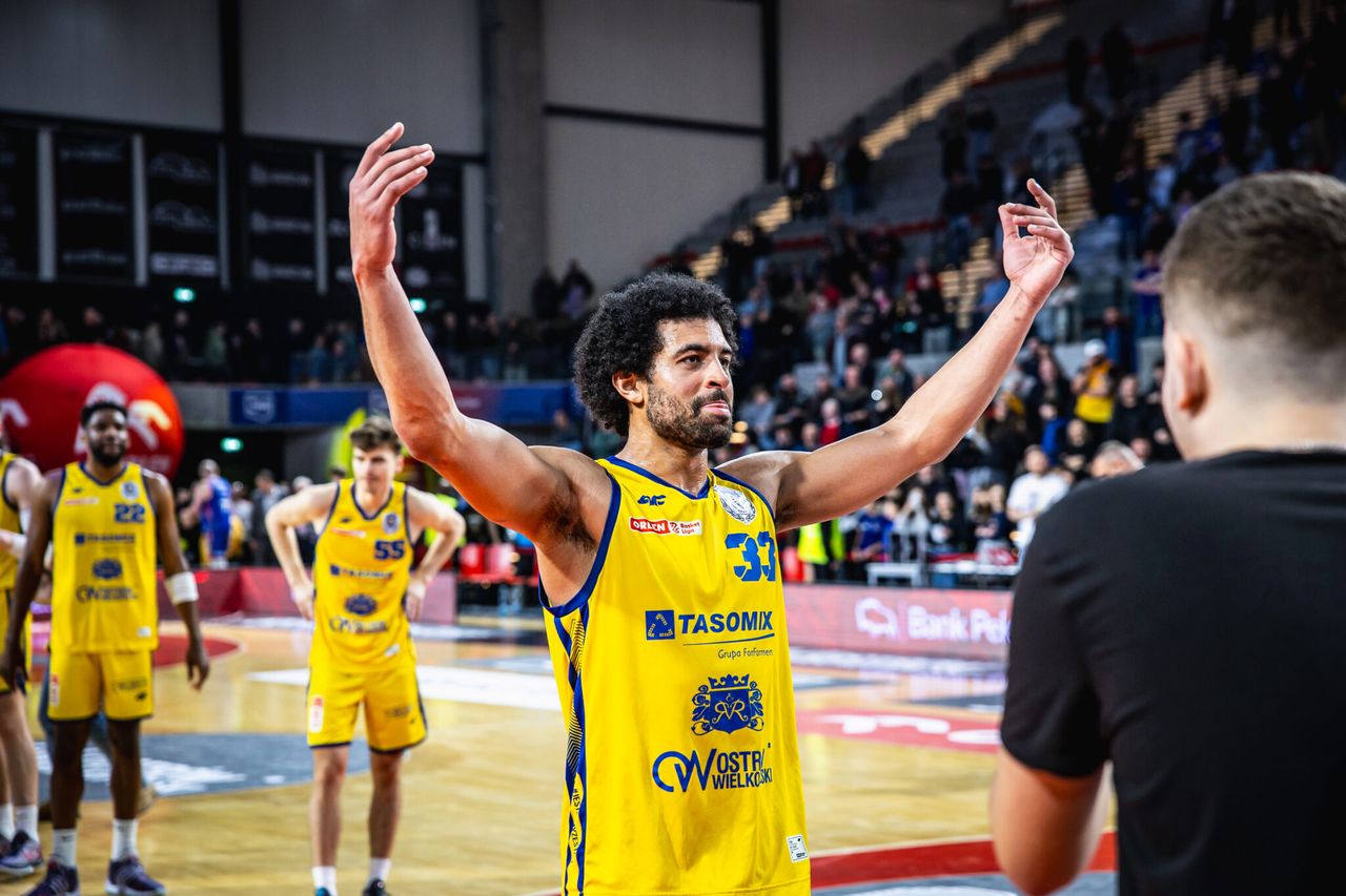 Stal mocna na finiszu. Koszmar Czarnych