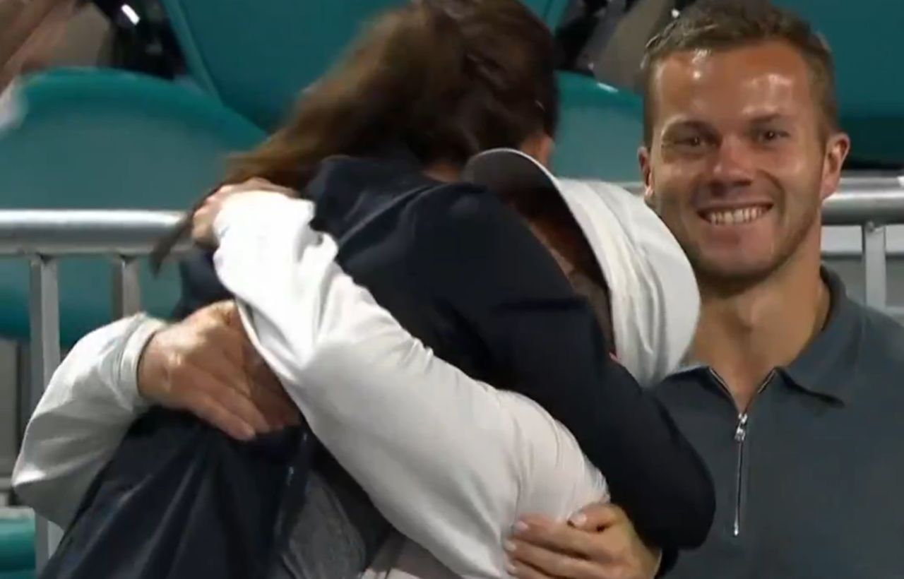 Sceny w Miami. Radwańska tak zareagowała na porażkę Świątek