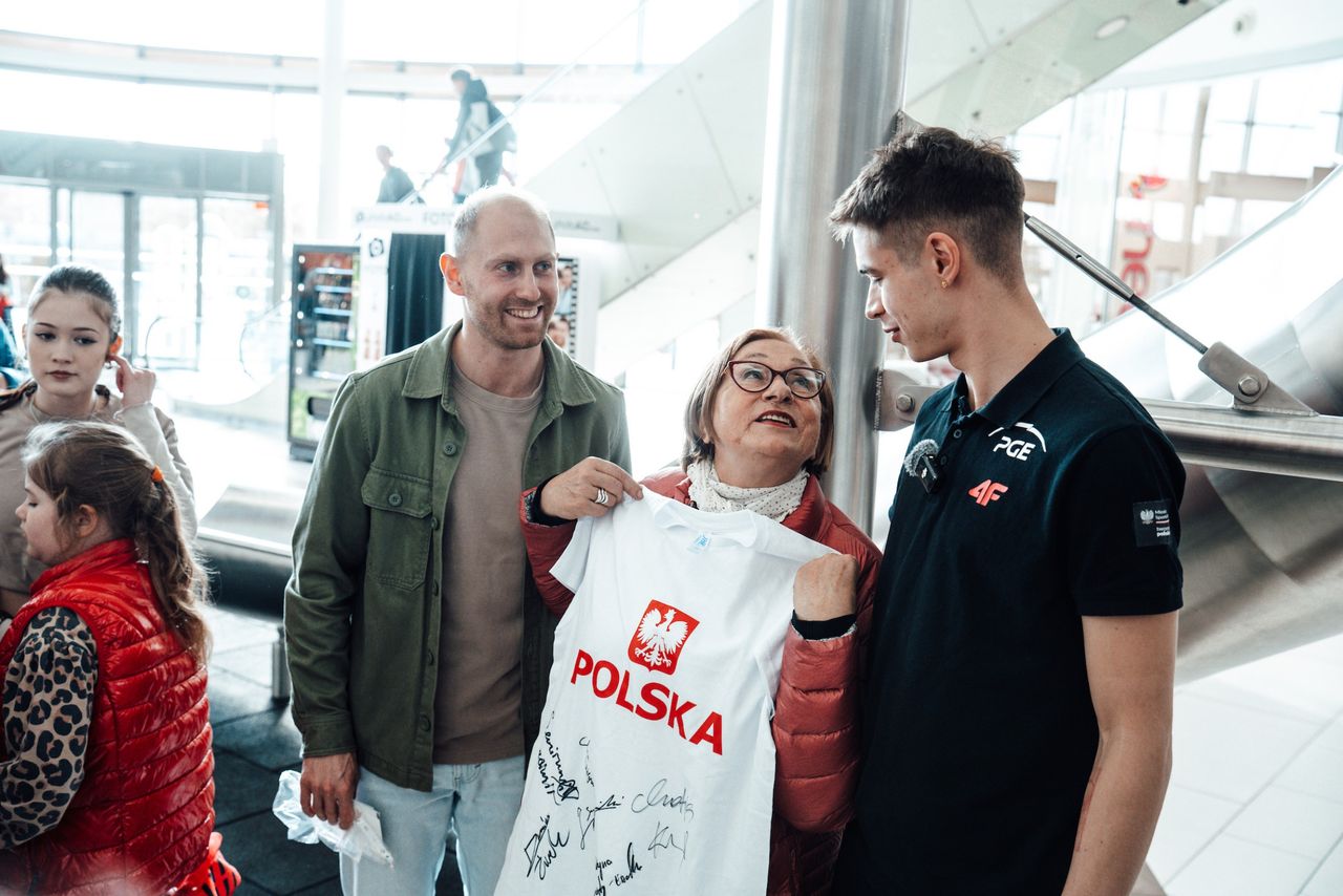 Semirunnij kibicował polskim lekkoatletom na HMŚ. "Są niesamowici"