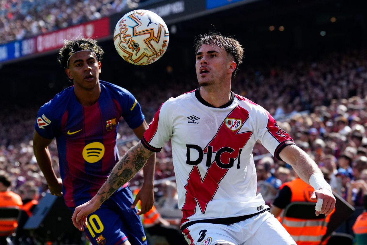 FC Barcelona czeka na odpowiedź Realu Madryt. Zobacz tabelę La Ligi