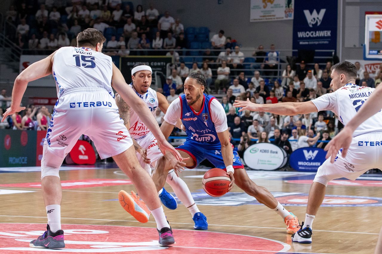 Anwil już na minusie! Popis Cousinsa w derbach