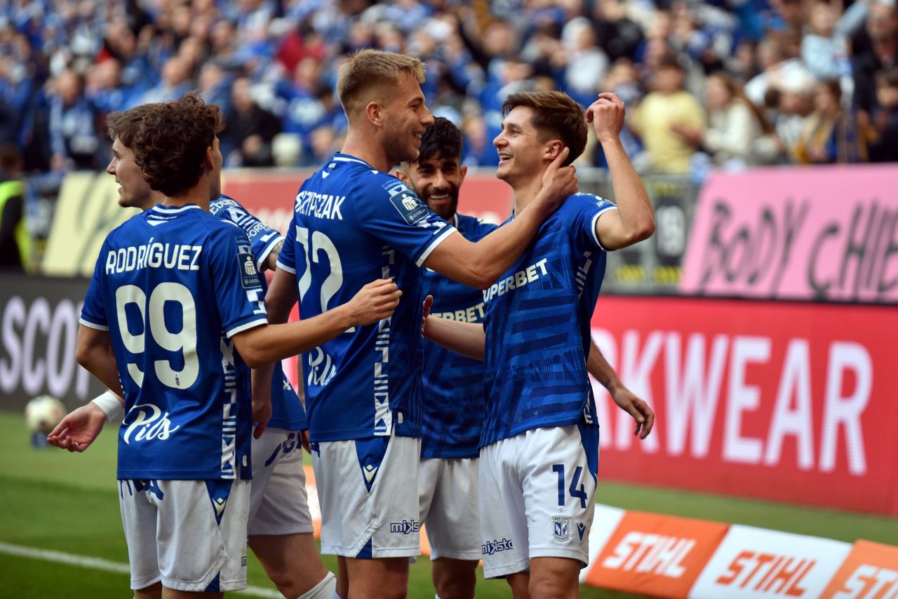 Oglądaj mecz Jagiellonia - Lech za darmo! Pakiet Canal plus na 3 miesiące!