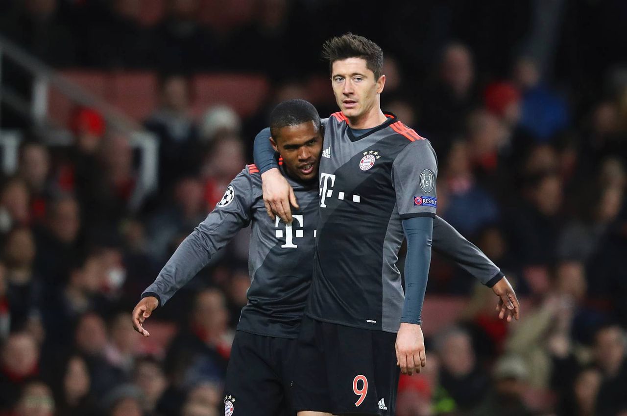 Grał z Lewandowskim, poleca mu ten klub. "Pasowałby idealnie"