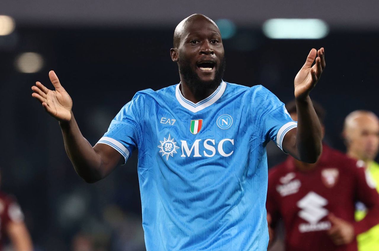 Gwiazda Serie A podpadła klubowi. Napastnik się tłumaczy