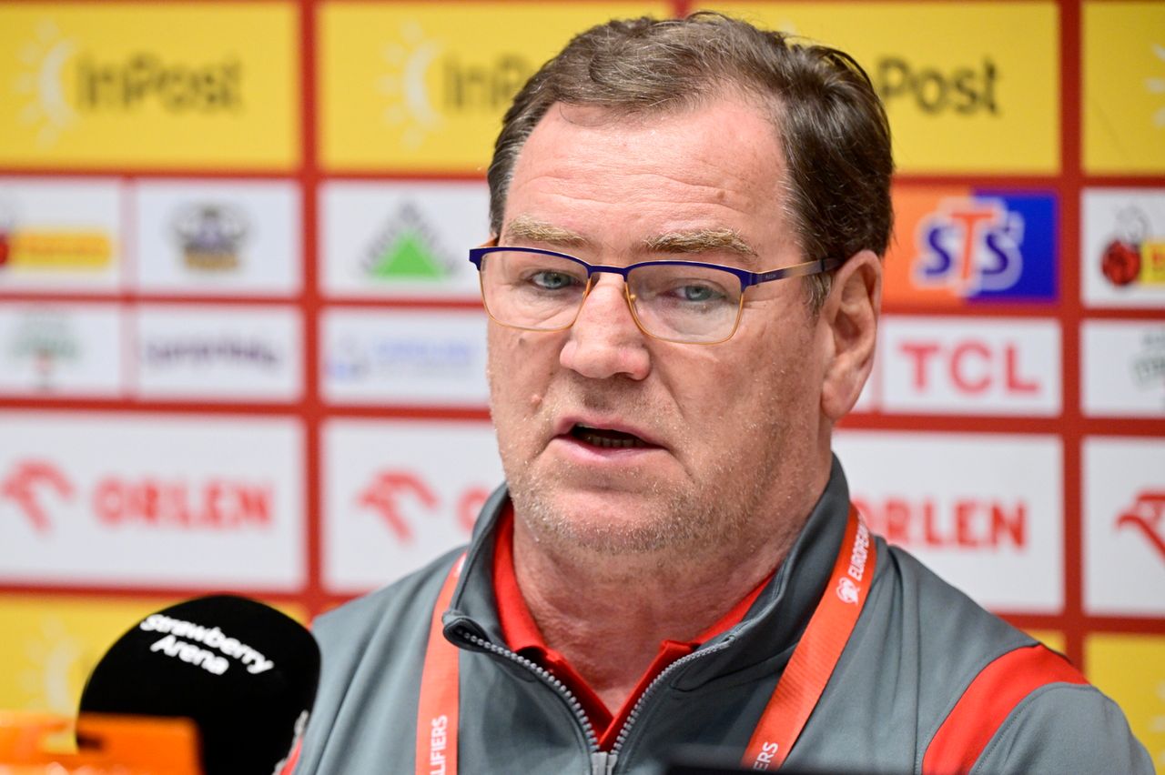 "Stawiamy na doświadczenie". Urban wytłumaczył wybory na mecz ze Szwecją