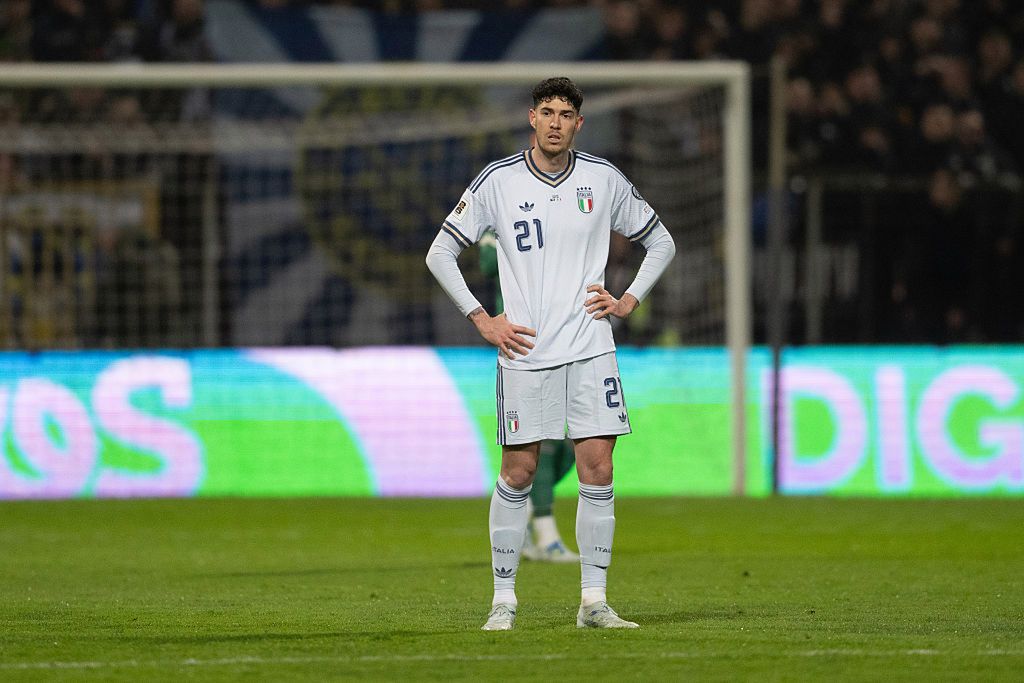 Stał się wrogiem nr 1. Zalała go fala hejtu. Włoch gwałtownie zareagował