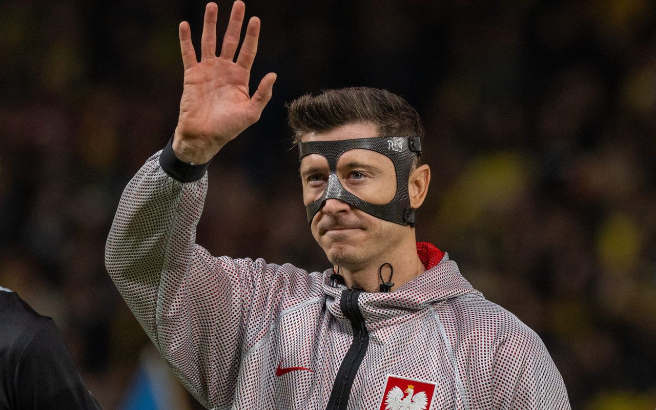 Lewandowski na to nie zasłużył. "Zrzućmy z niego ten ciężar" [OPINIA]