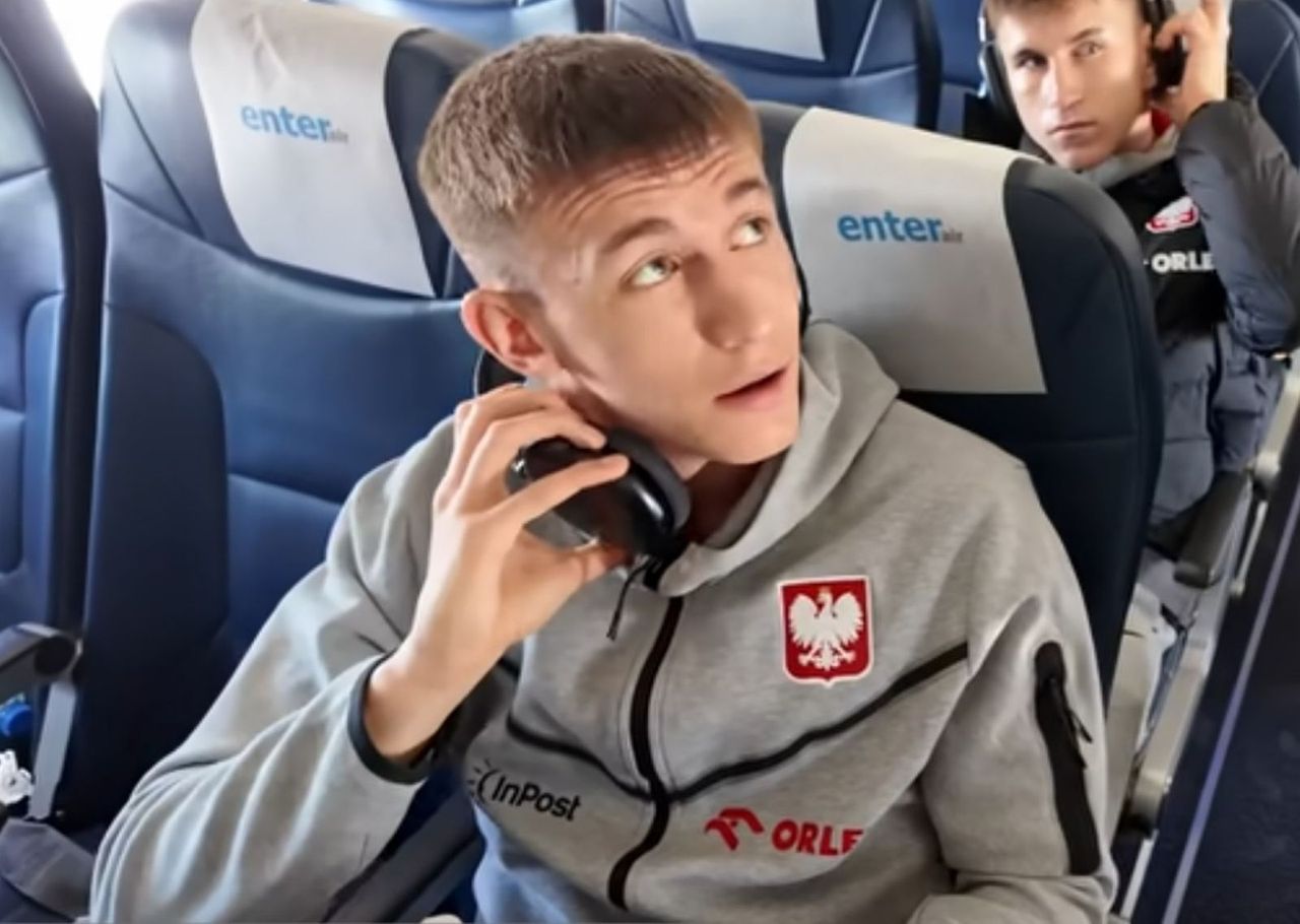 Sceny w samolocie reprezentacji Polski. "Pani tak na serio?"