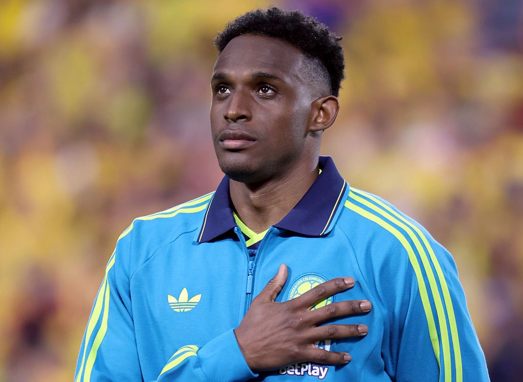 Barcelona ma plan B ws. obrońcy. Ten piłkarz gra z innym reprezentantem Polski