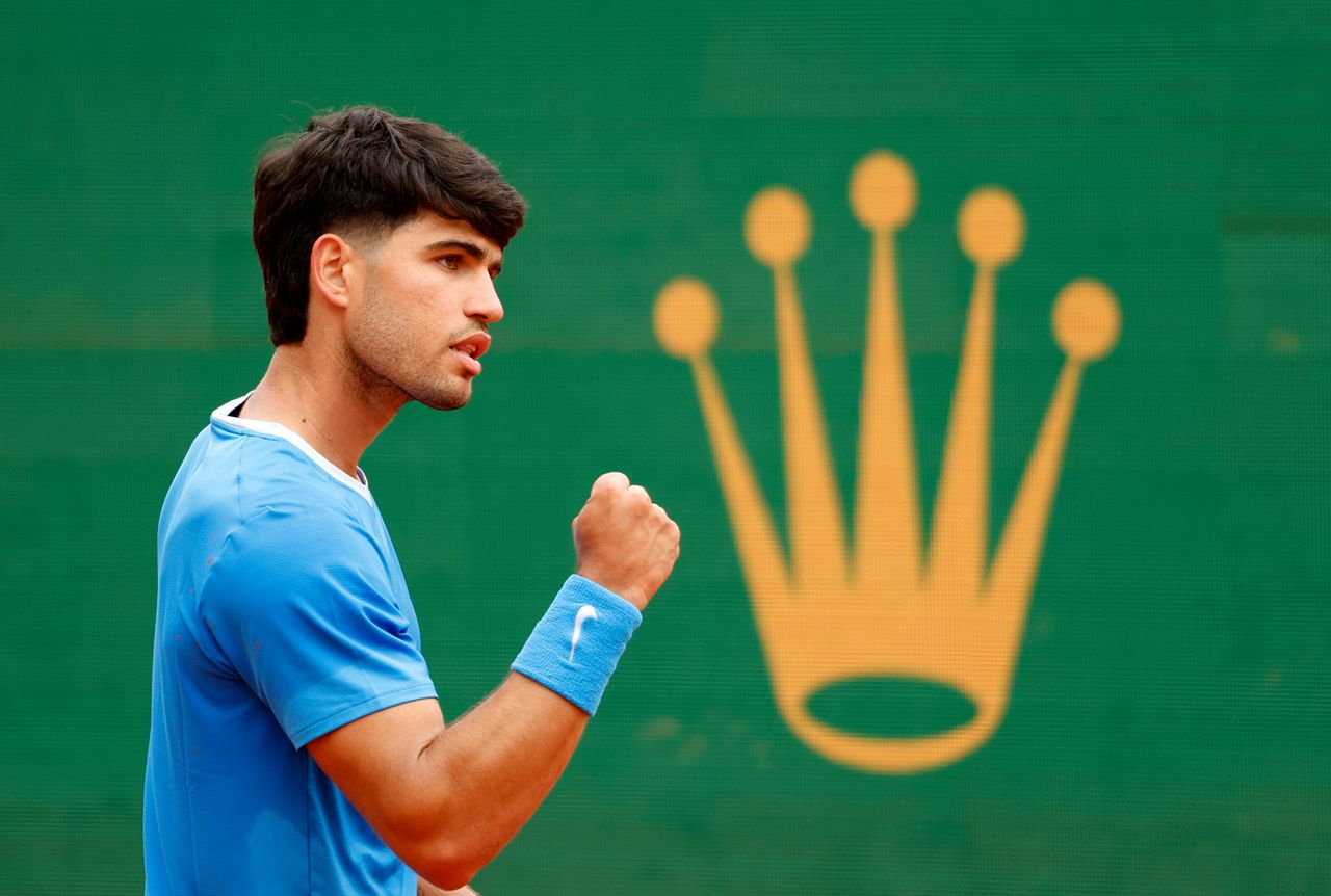 Mecz wzlotów i upadków Carlosa Alcaraza. Hiszpan w jubileuszowym ćwierćfinale