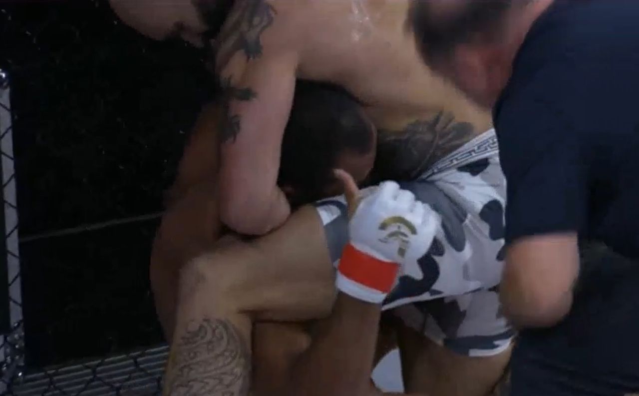 Kuriozalne przerwanie walki. Niewiarygodny powód