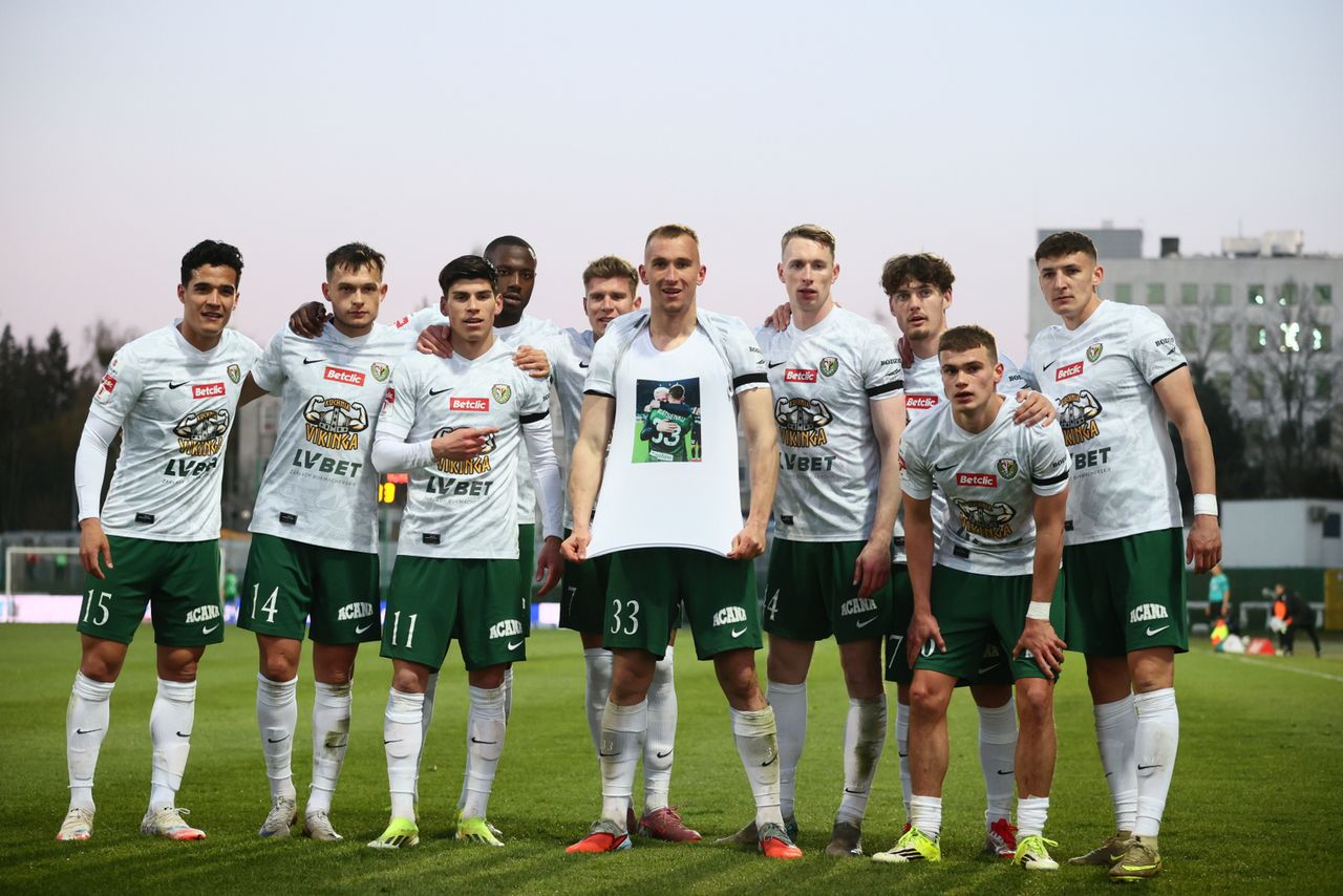 Wzruszający gest. Piłkarze Śląska uhonorowali Magierę