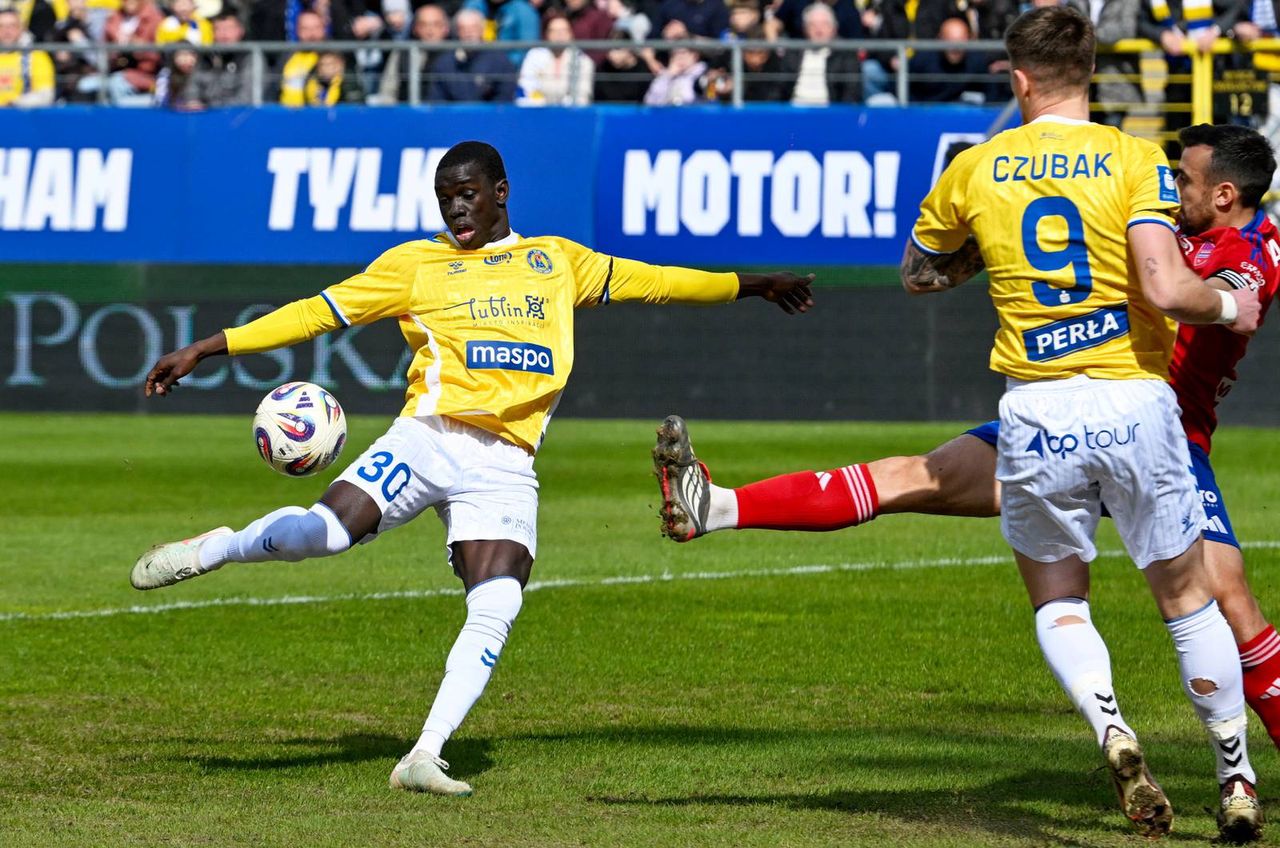 Piłkarze Motoru załamani murawą. Jest oświadczenie MOSiR-u