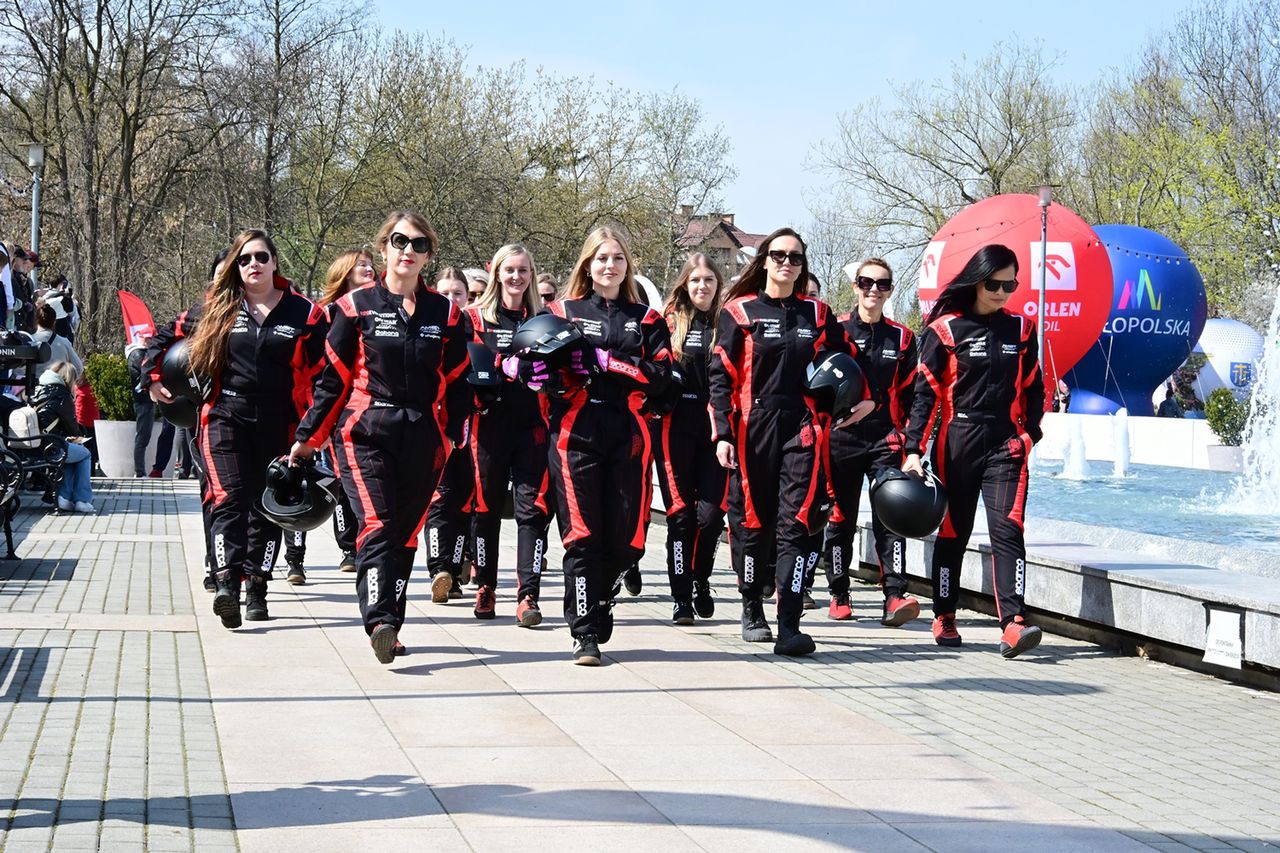 O tych Polkach będzie głośno. Założyły zespół rajdowy i będą się ścigać "Maluchami"