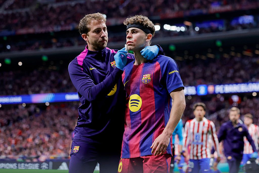 Ujawnili kulisy makabrycznego urazu. "Podtrzymywały go dwie osoby"