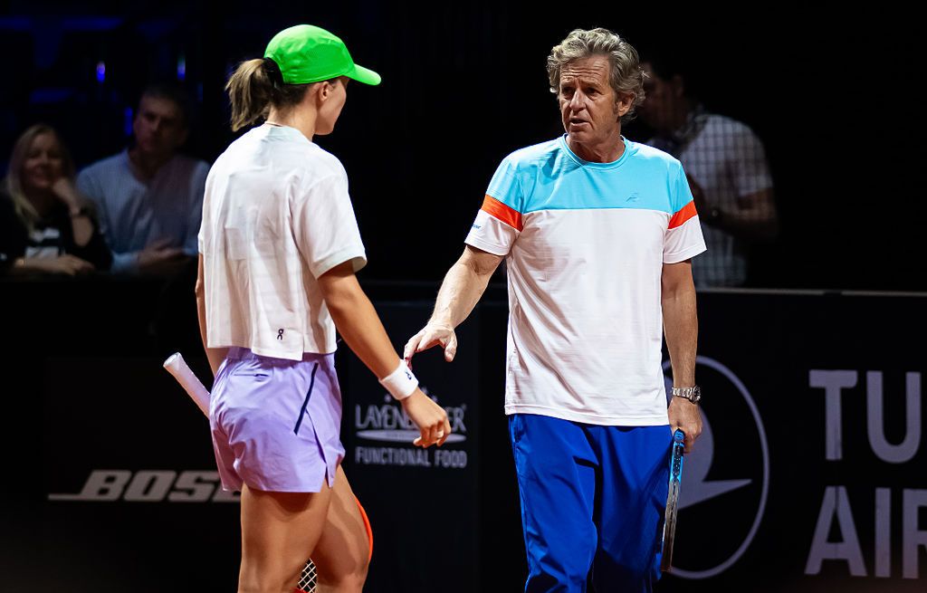 Tak wyglądał trening Świątek przed hitowym meczem. Roig ciągle zwracał uwagę na jedno