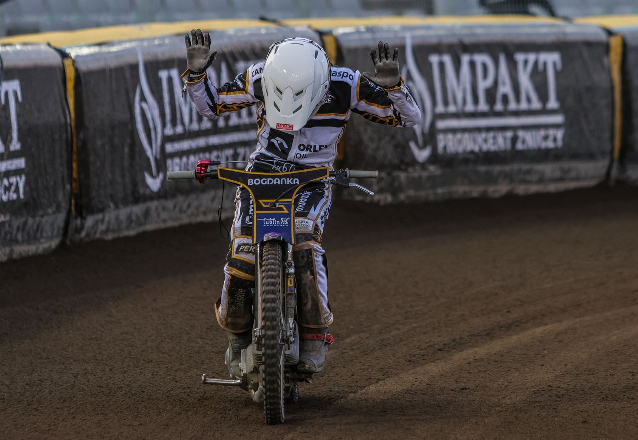 Żużel. Kacper Woryna zaapelował do kibiców Włókniarza. "Z drużyną należy być na dobre i na złe"