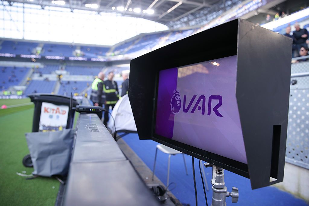 Bronią się przed VAR rękami i nogami. Właśnie podjęli decyzję