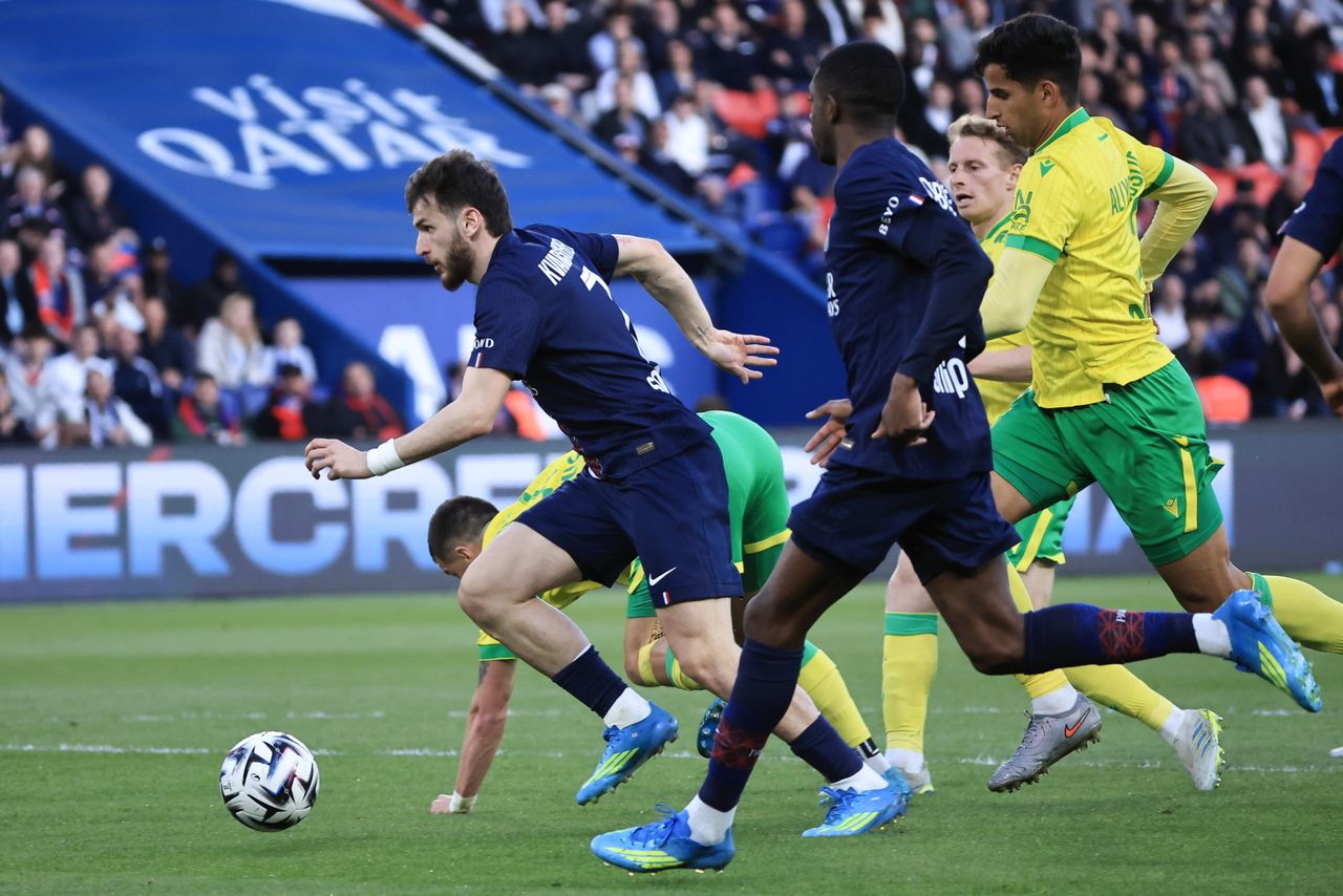 Kwaracchelia króluje w Paryżu, PSG blisko tytułu