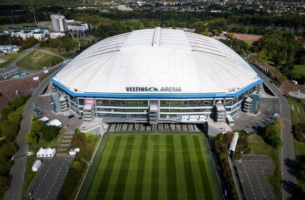 Znaleziono ciało na toalecie słynnego stadionu! Szok wśród pracowników