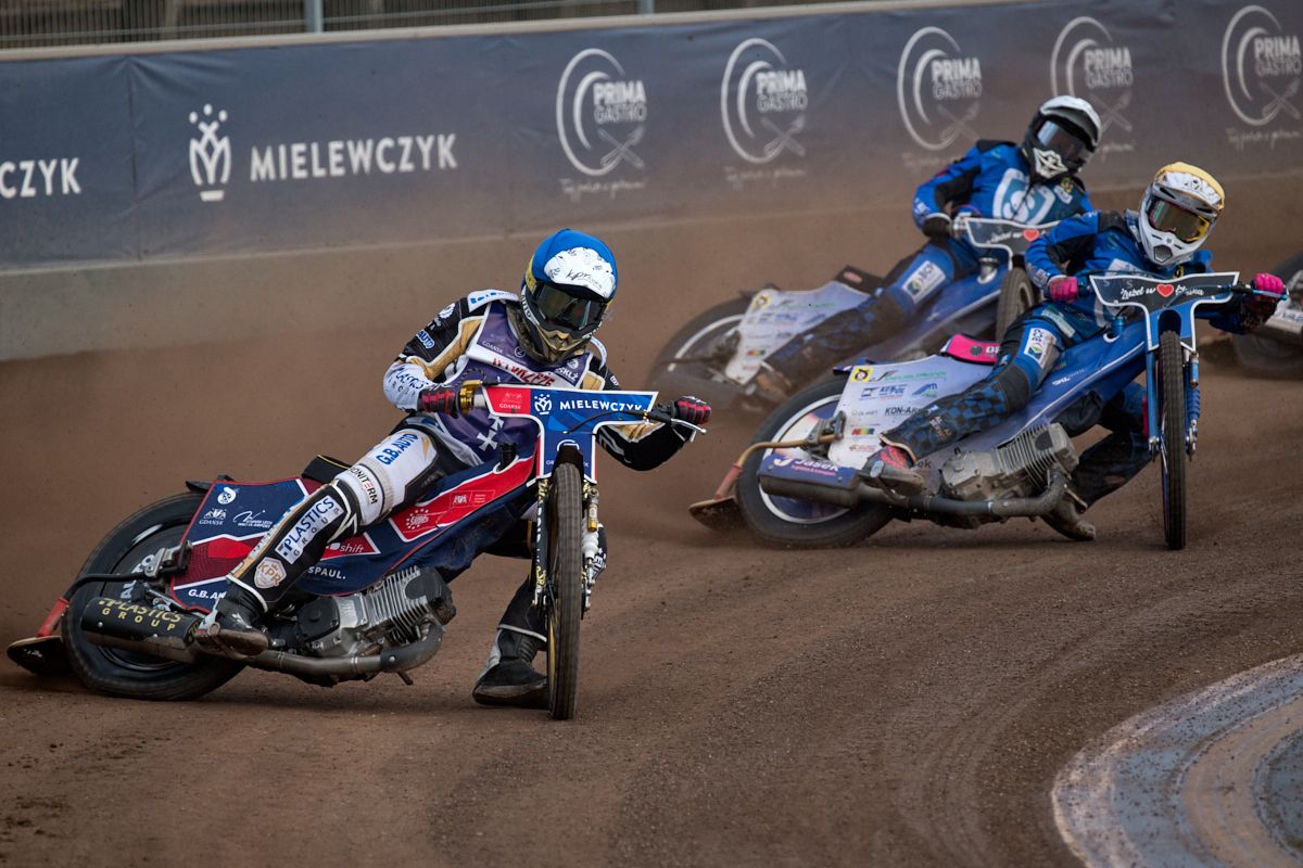 Świętochłowice to host Krajowa Liga Żużlowa leaders — squads announced