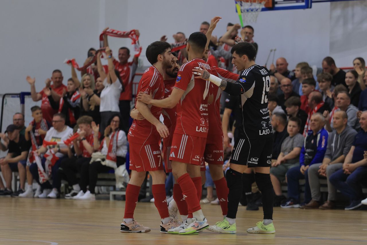 Futsal. Zadecydowały karne. Mistrz najwcześniej w czerwcu