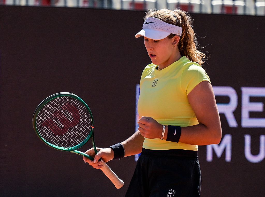 Linette zagra z mistrzynią Rolanda Garrosa Andriejewą w 1. rundzie Wimbledonu