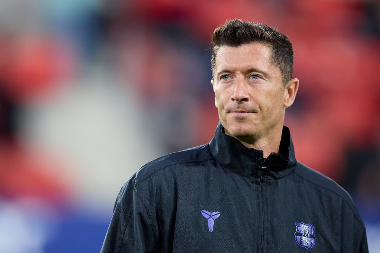 Lewandowski wydał komunikat i się zaczęło. Już liczą, ile "zaoszczędzi" Barcelona