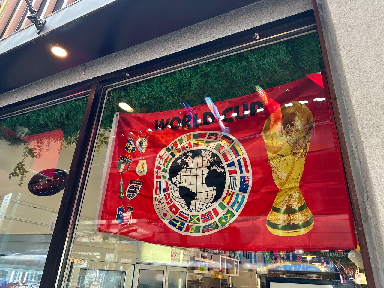 Mundial w złocie i marmurze