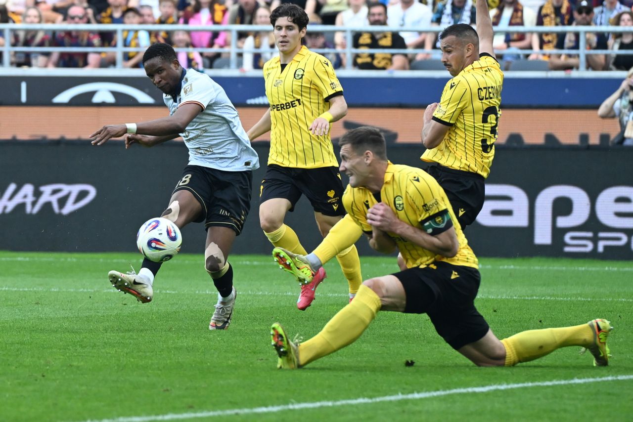 Awansowali do pucharów. Szykują istotny transfer