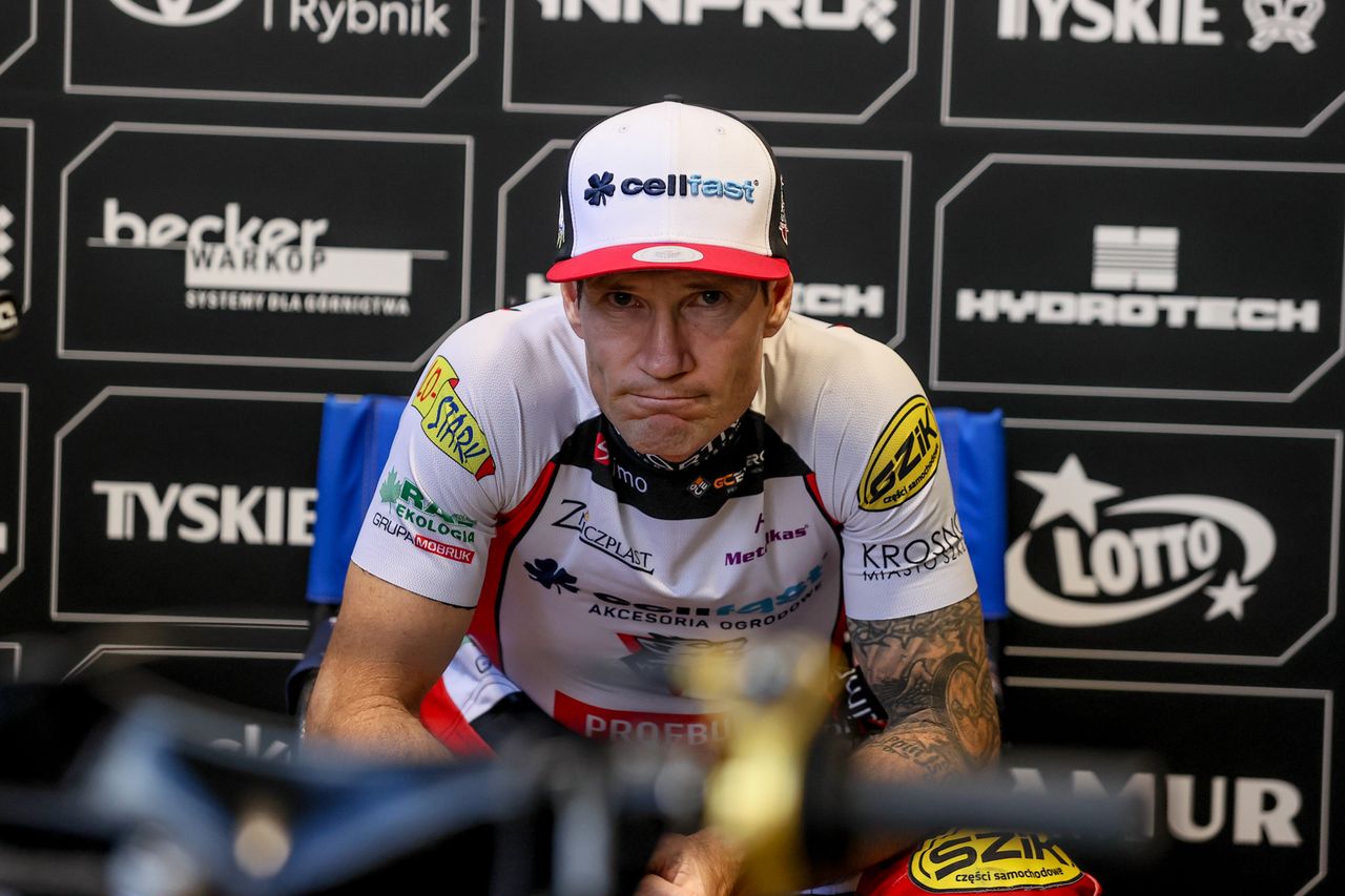Skandal na żużlu: Jason Doyle pokazuje środkowy palec kibicom!