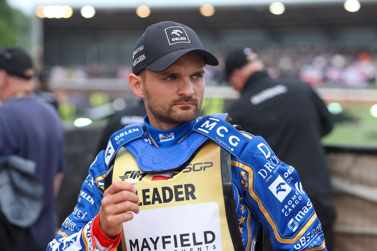 Bartosz Zmarzlik Wins Polish GP to Reclaim World Championship Lead