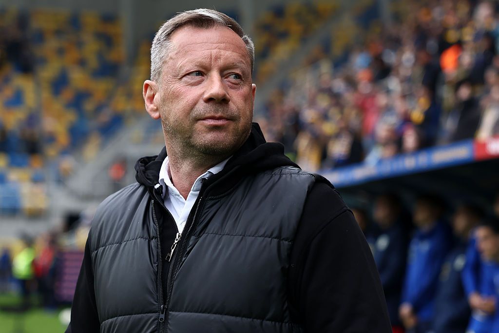 Spadli z Ekstraklasy. "Najłatwiej obarczyć winą trenera"