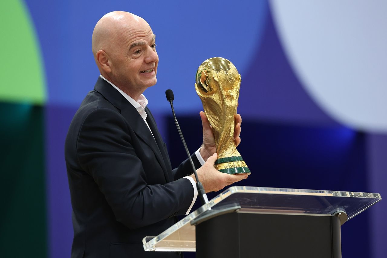 Infantino jest twarzą drożyzny. Jego koszmar może się ziścić na mundialu