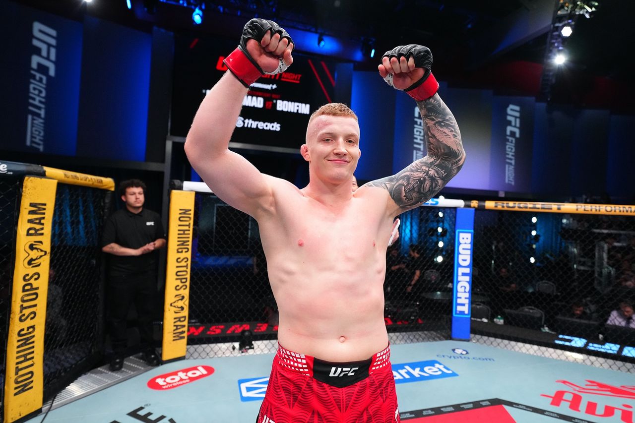 Nowy, lepszy kontrakt za walki dla Iwo Baraniewskiego od organizacji UFC