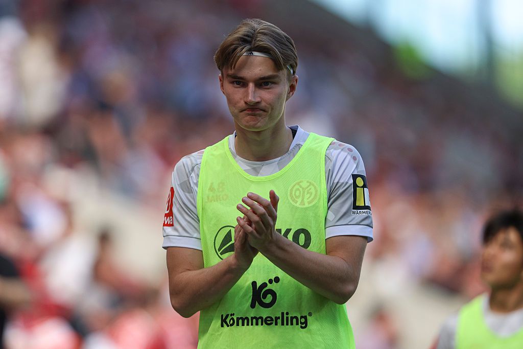 Ależ wieści! Słynne kluby pytają o 18-letniego Polaka