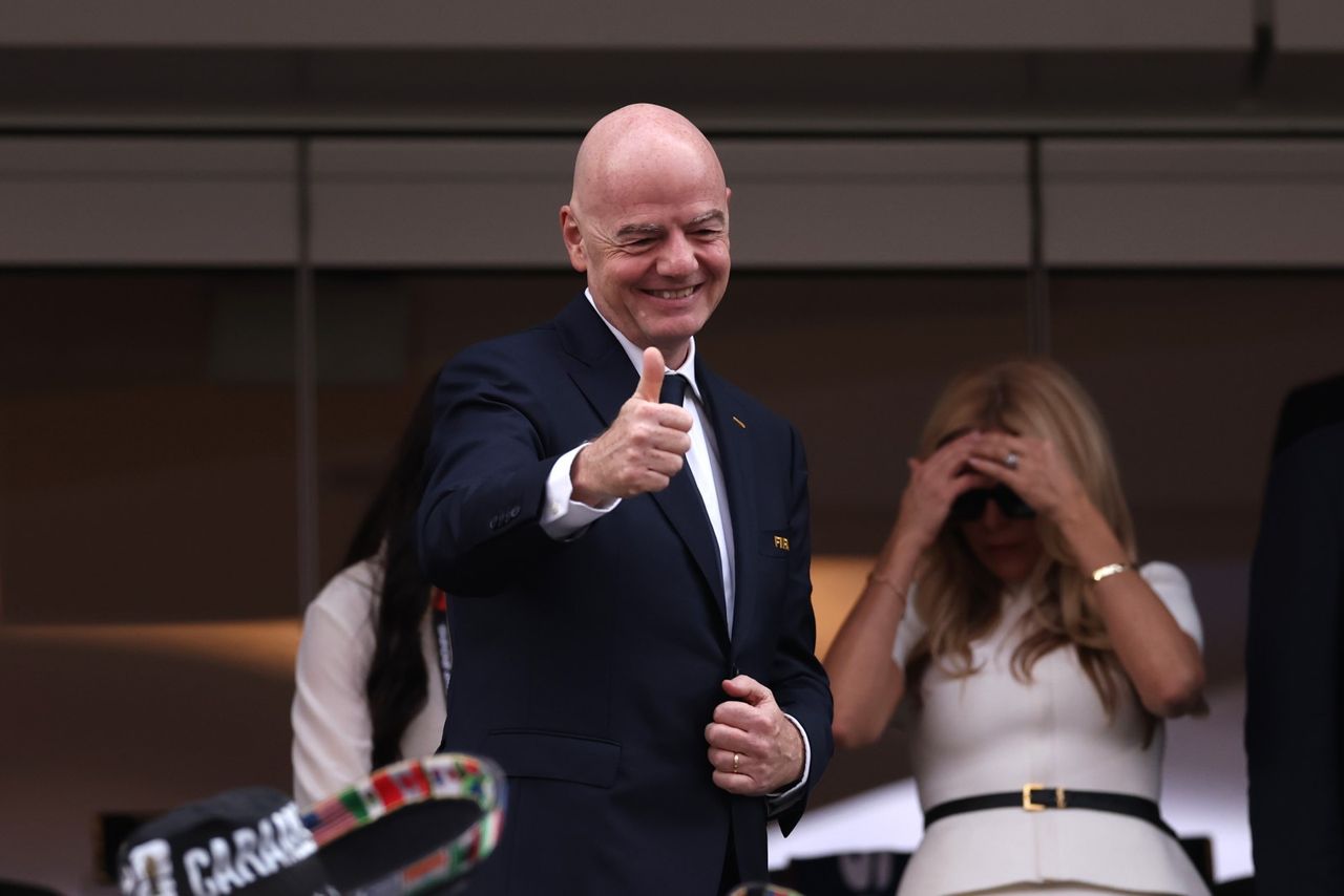 Szokujący pomysł Infantino. W takim turnieju miałaby zagrać Rosja