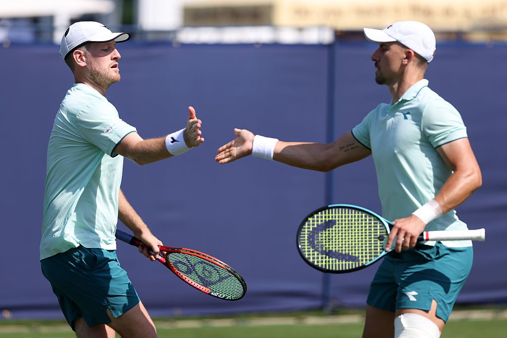 Zieliński & Johnson Through in Eastbourne After Super Tie-Break Comeback
