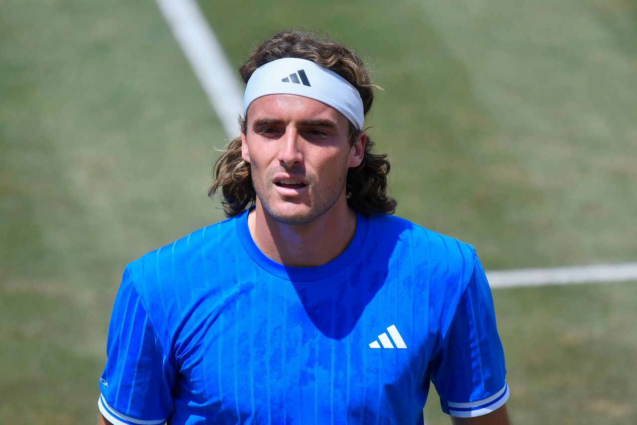 Tsitsipas odpada w 1. rundzie w Majorce, Dimitrow świętuje 250. zwycięstwo na trawie