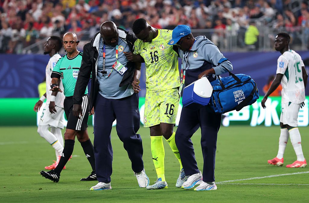 Senegal straci podstawowego bramkarza Mendego w kluczowym meczu z Irakiem