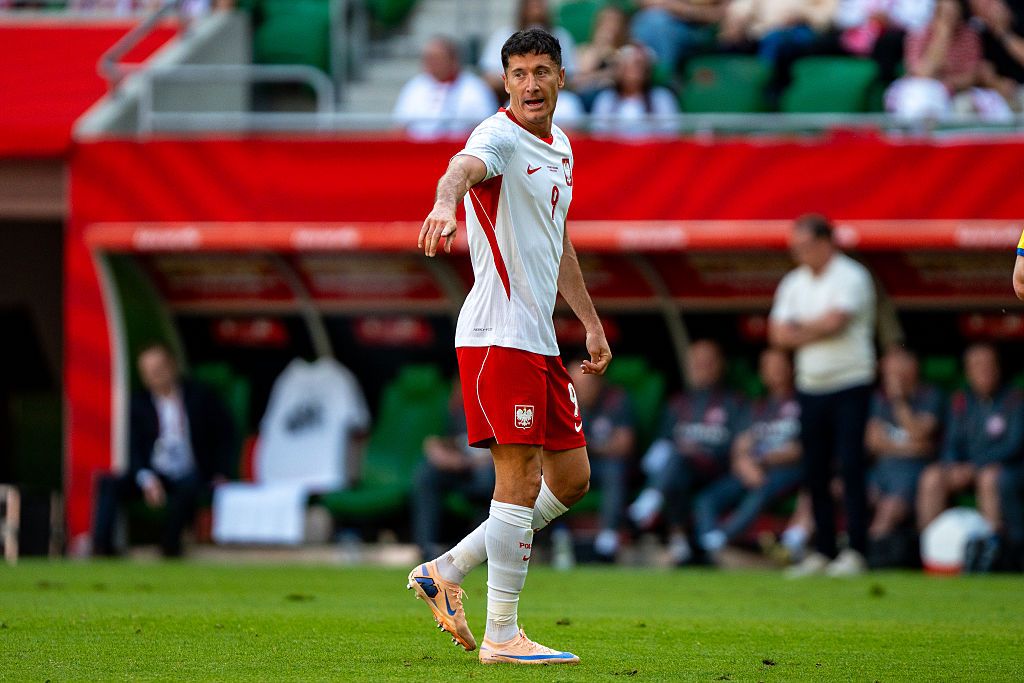 Lewandowski ma negocjować transfer samodzielnie — cel inny niż Chicago Fire