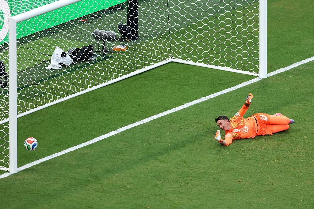 Muslera — najgorszy bramkarz MŚ 2026: błędy 40-latka kosztowały Urugwaj odpadnięcie