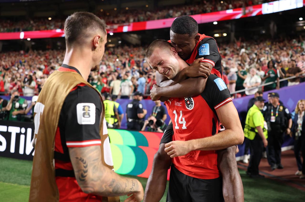 Austria and Algeria draw 3:3 in wildest World Cup group-stage game