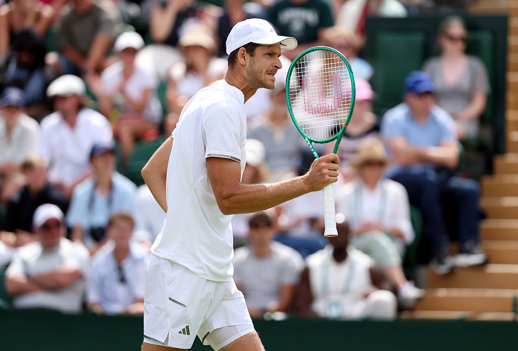 Hurkacz pokonał Ruuda 3:0 w I rundzie Wimbledonu