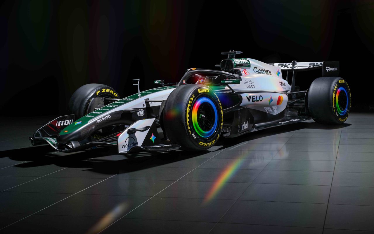 McLaren jedzie na Silverstone z malowaniem Google Gemini