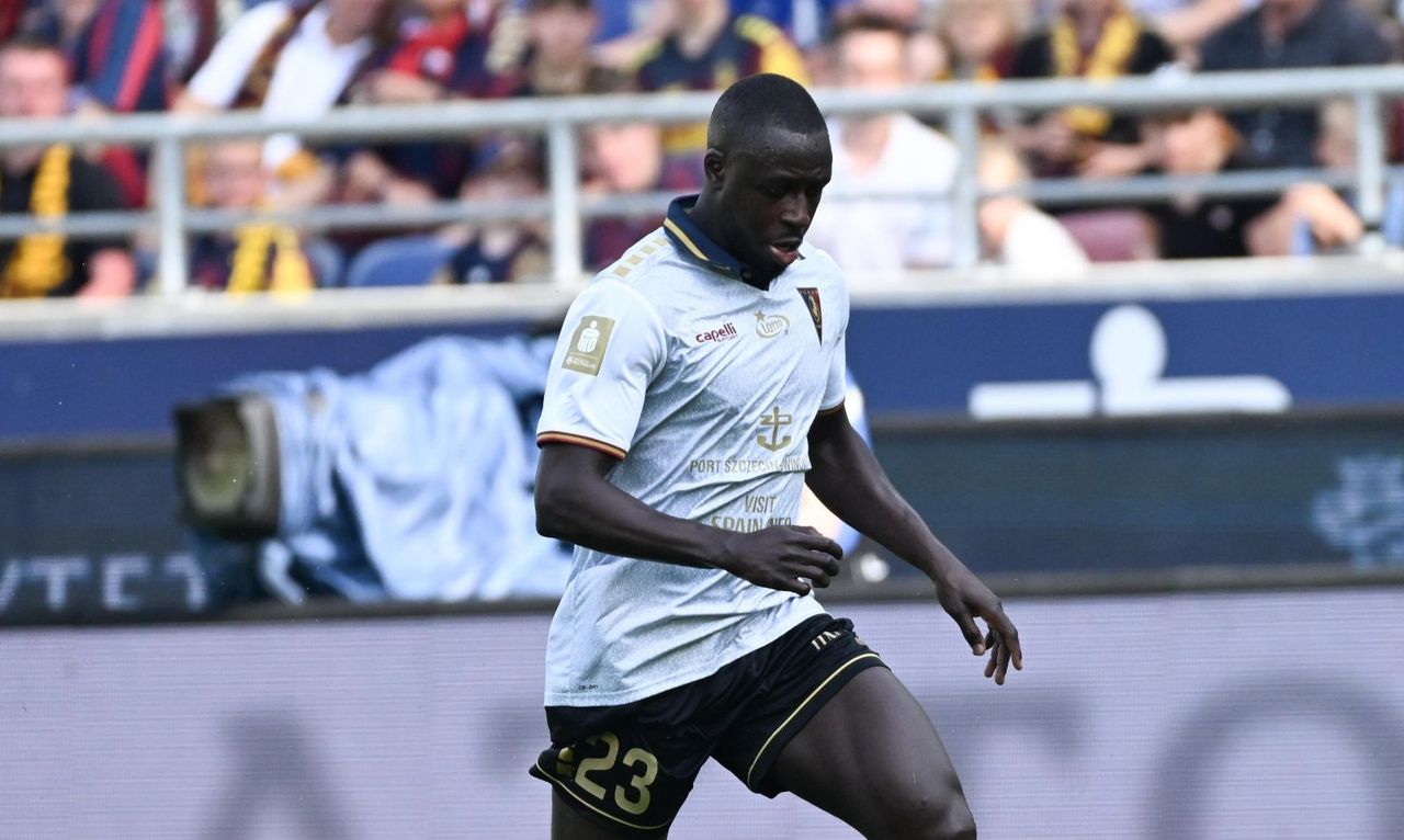 Benjamin Mendy extends Pogoń Szczecin contract until June 2027