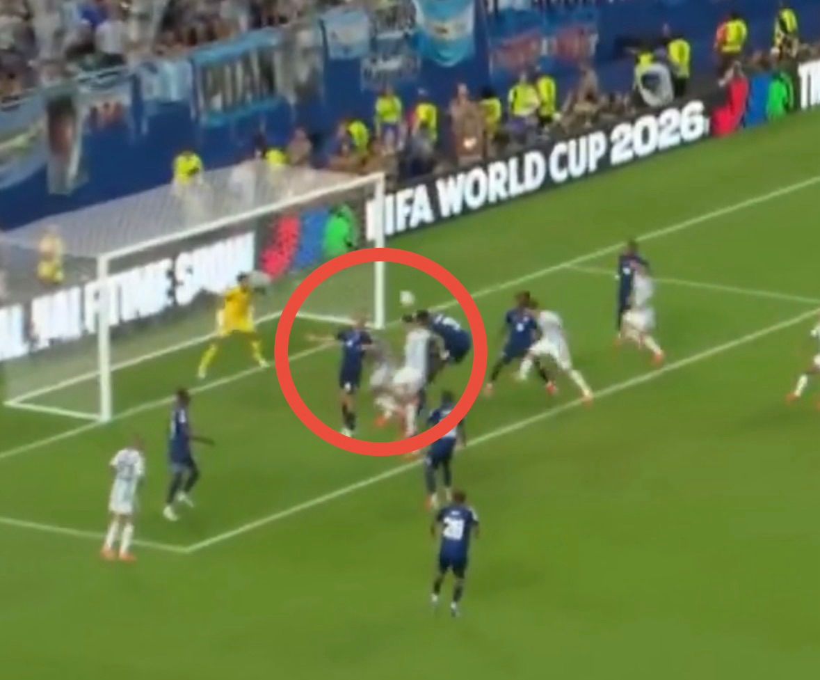 Samobój w dogrywce uratował Argentynę! Tak padła decydująca bramka [WIDEO]